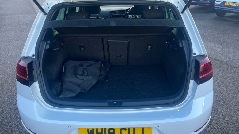 Volkswagen Golf 1.4 TSI GTE Advance 5dr DSG Hatchback